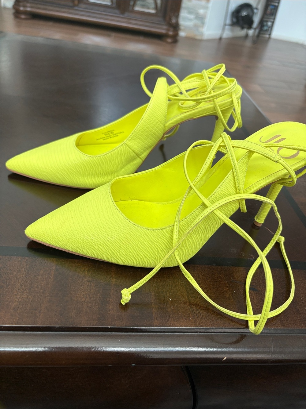 Jennifer Lopez Neon Yellow Pointed Toe Lace-Up Heels